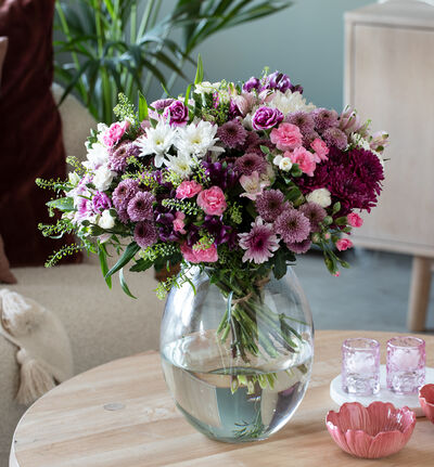 Fairtrade bukett i rosa og lilla L Fairtrade bukett i rosa og lilla L